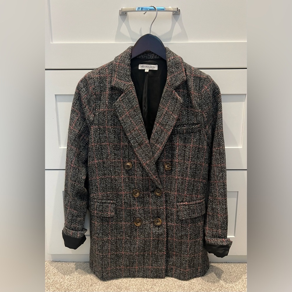 Heartloom coat size medium new without tags